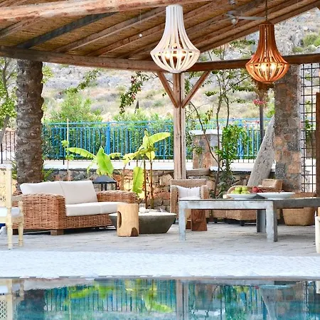 Caesars Gardens & - Adults Only