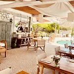 Caesars Gardens & - Adults Only Отель