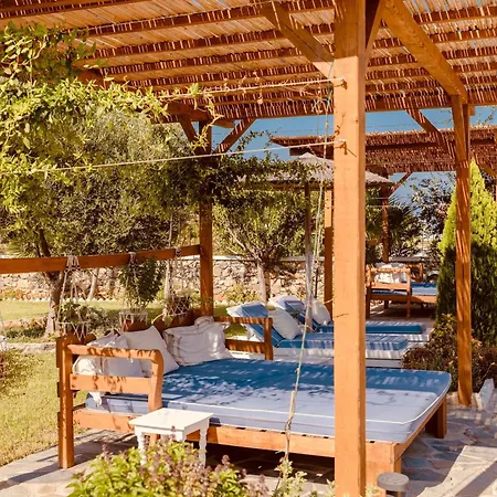 Caesars Gardens & - Adults Only