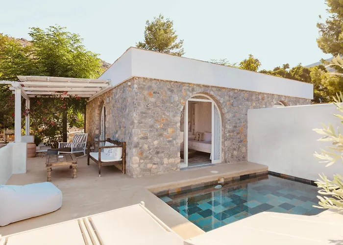 Caesars Gardens & - Adults Only Hotel