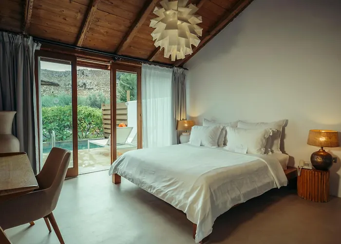 Caesars Gardens & - Adults Only Hotel